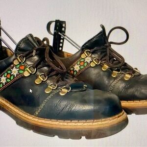 JOSEF SEIBEL | Edelweiss Chunky Lace Up Floral + Blk Hiking Boot - Sz 39